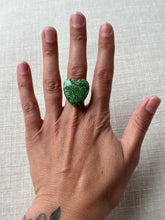 Load image into Gallery viewer, Lime Green Hubei Custom Ring