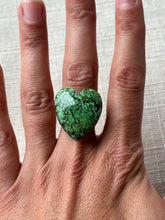 Load image into Gallery viewer, Lime Green Hubei Custom Ring