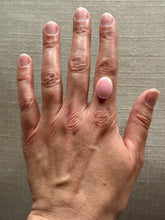 Load image into Gallery viewer, Pink Conch Shell Oval #15 Custom Ring