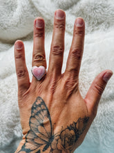 Load image into Gallery viewer, Pink Conch Shell Ring (Size 6.5)
